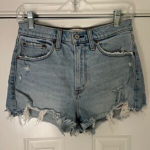 Abercrombie High Rise Mom Jean Shorts in Light Wash